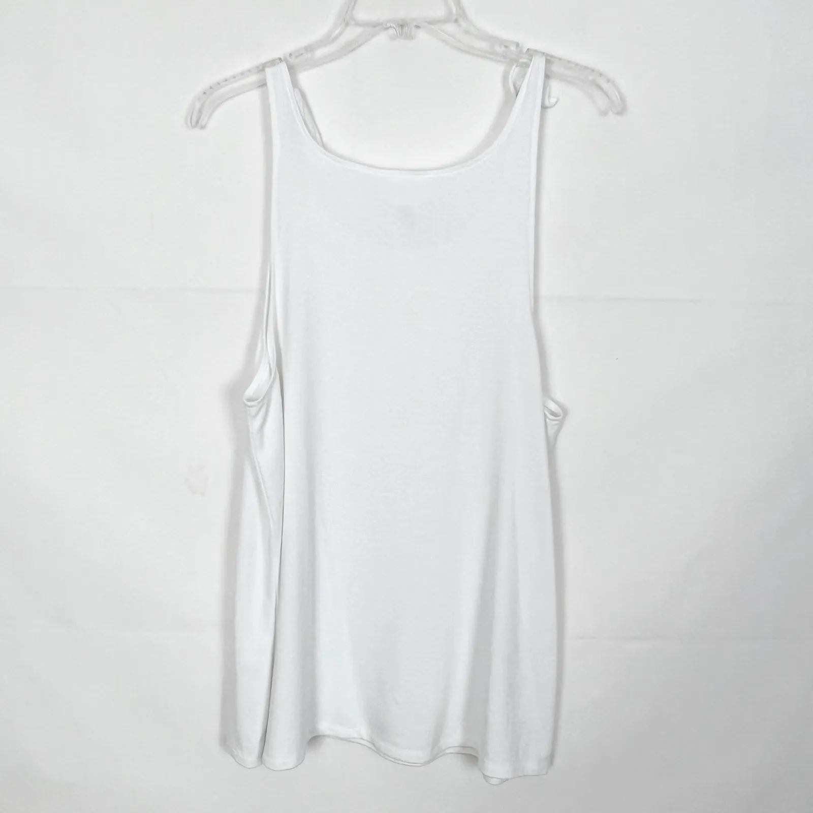 For The Republic White Scoop Neck Tank Top - Image 5