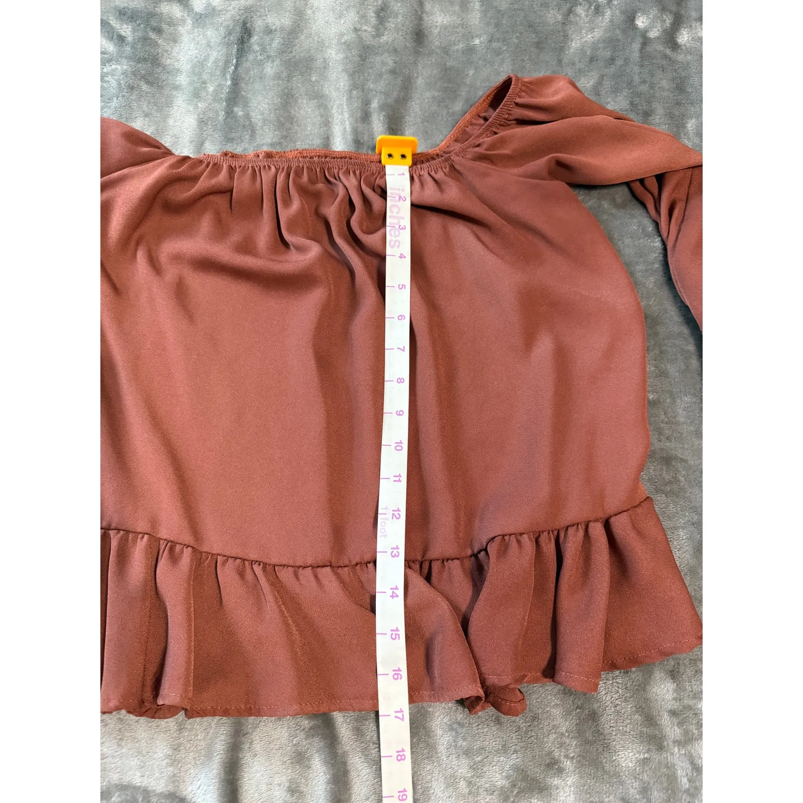 Peppermint Brown Off Shoulder Blouse Top Size Small Ruffle Sleeve Flowy‎ Light - Image 7