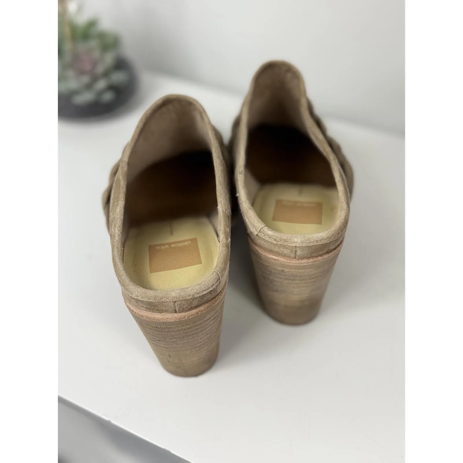 Beautiful Women’s Shoes Size 9 Brown - Image 2