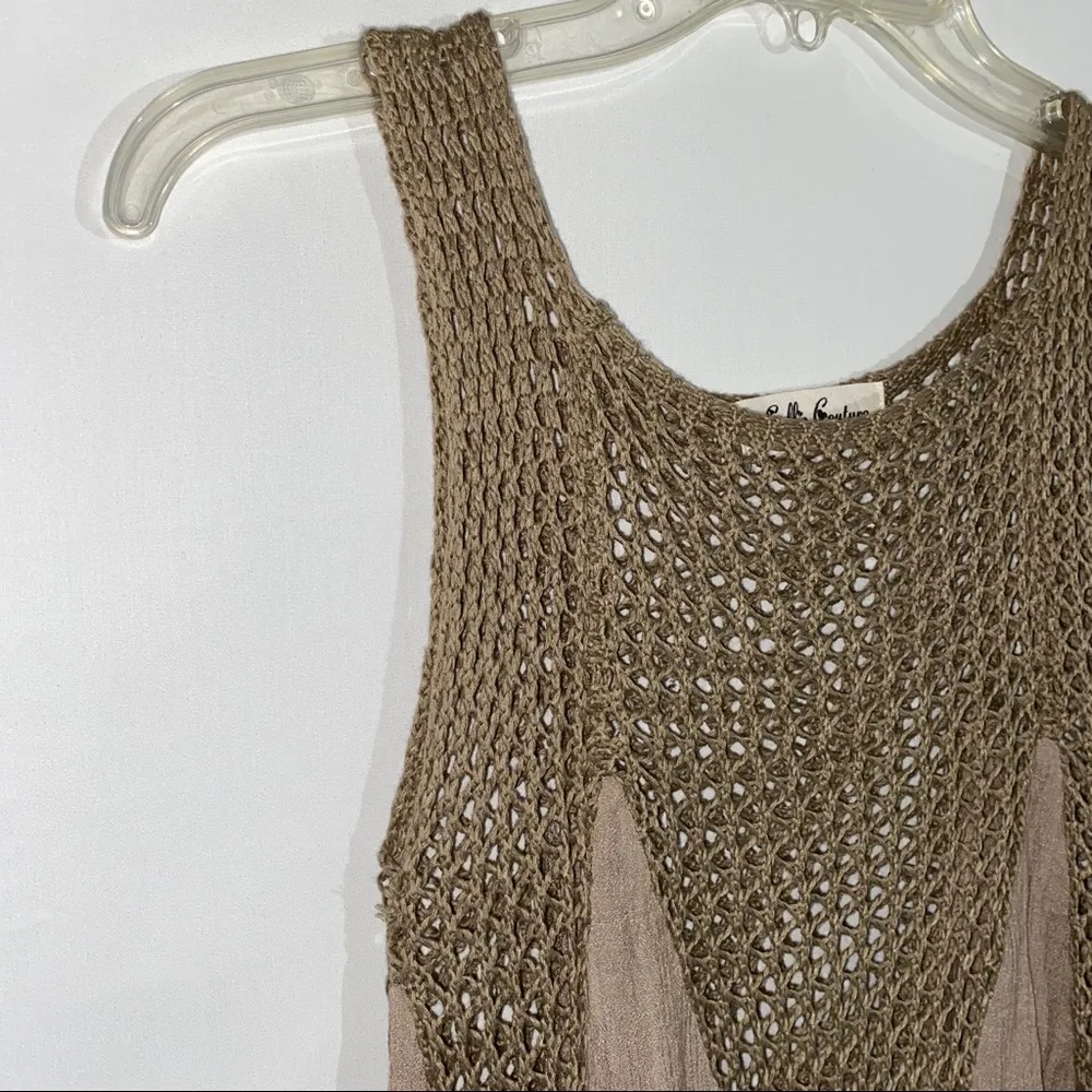 Selfie Couture Sleeveless Top Medium - Image 2