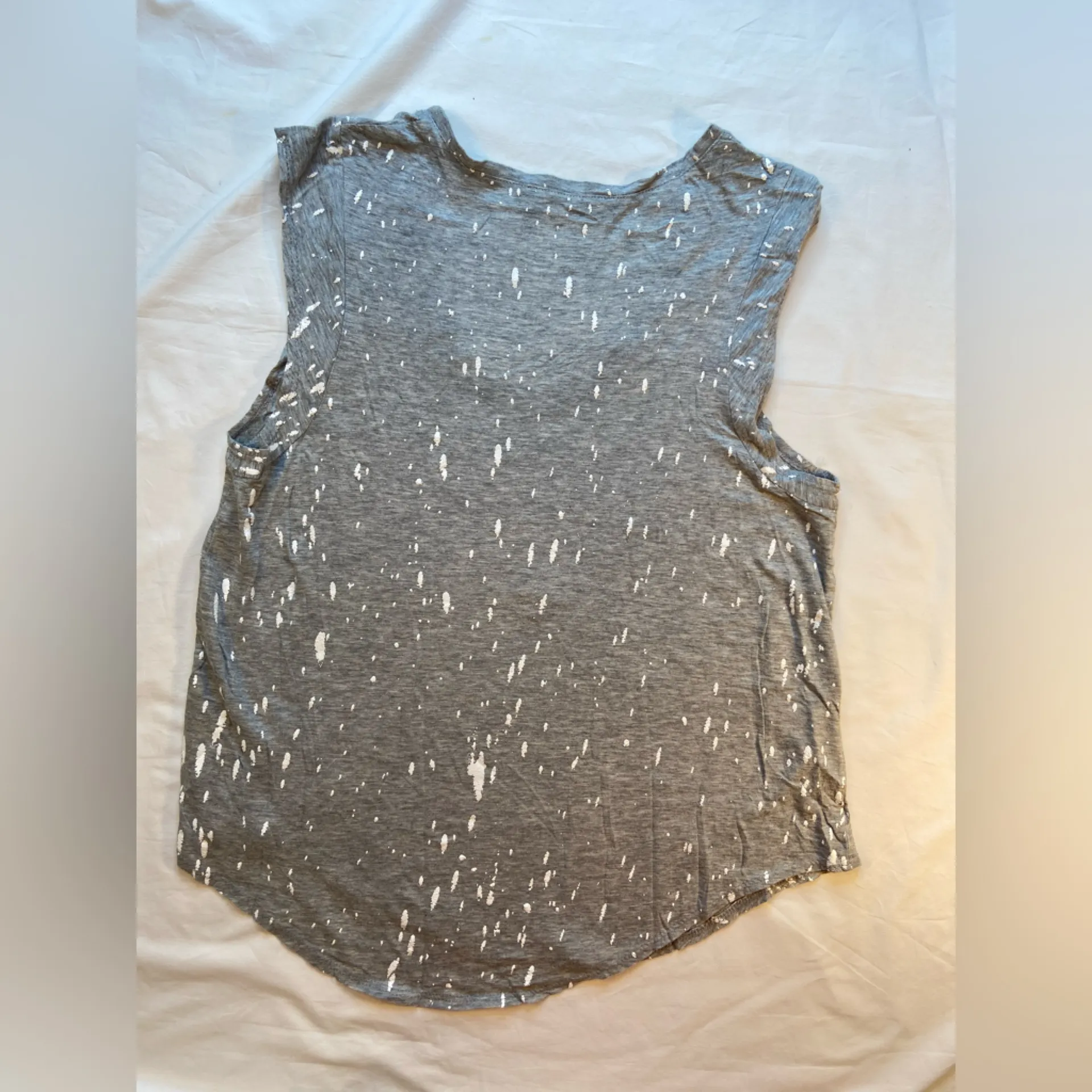 Generation Love Sleeveless Tee shirt, paint splattered look,‎ Size Small - Image 2
