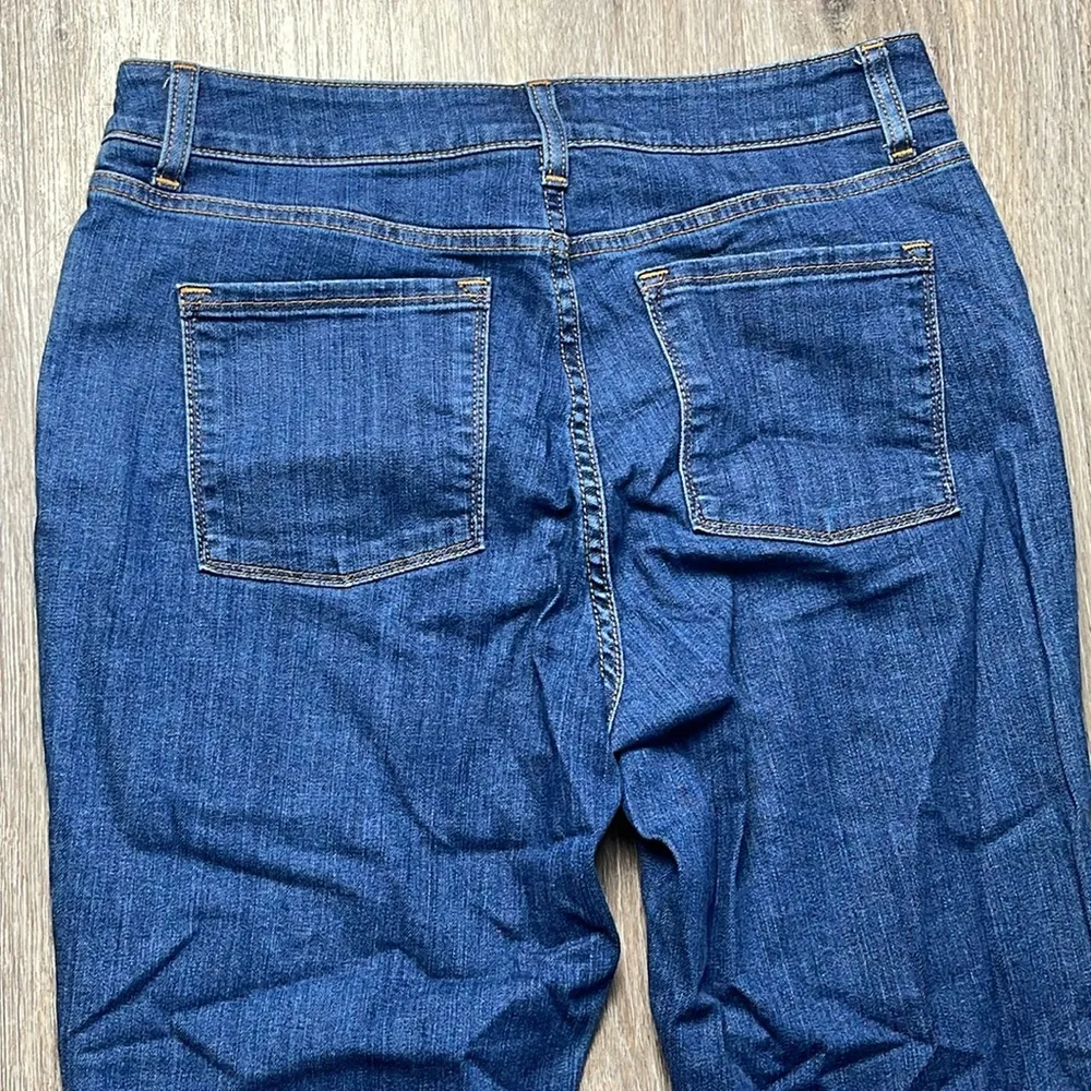 L.L Bean Classic Fit Jeans Size 12 Petite Blue - Image 10