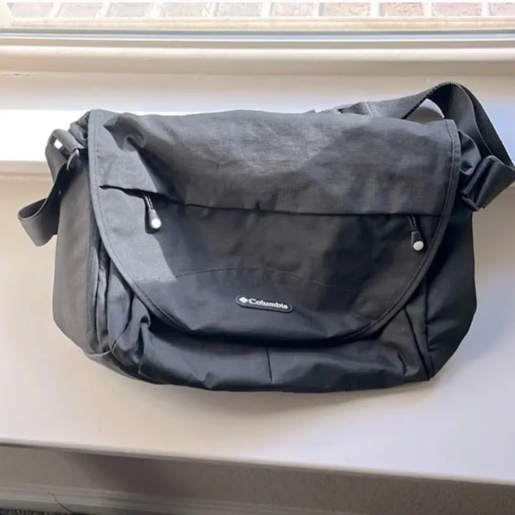 Columbia Diaper Bag - Image 3