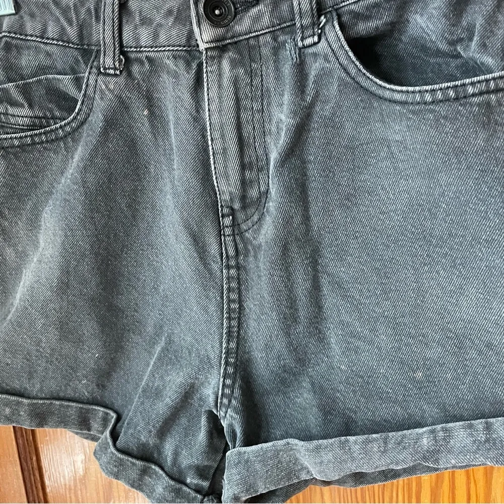 Denim&Co Black Jean Shorts High - Image 3