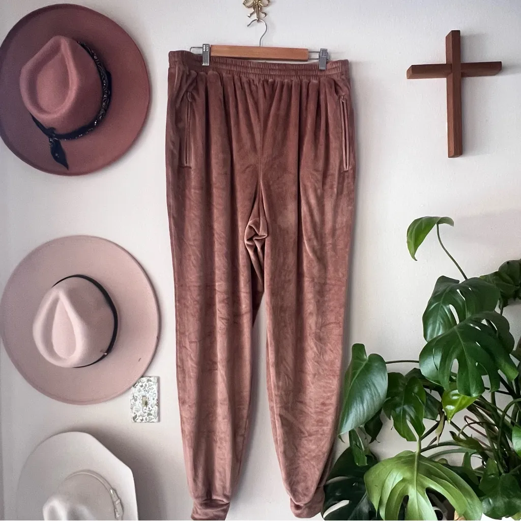SKIMS velvet joggers track pants Brown Women’s SIZE XL cozy‎ casual - Image 4