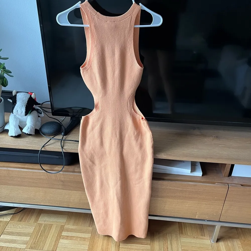 Orange Abercrombie Cutout Knit Dress - Image 4