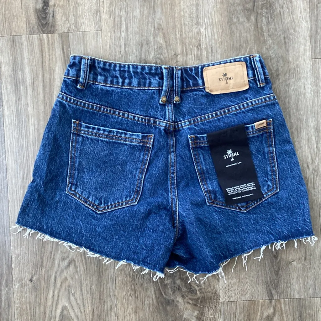 NWT Erica Mid Rise Thrills Denim Shorts - Image 5