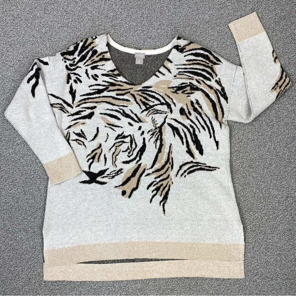 Chico’s Tiger‎ Face Stripe Tunic Sweater Gray Beige Large V Neck Pullover - Image 12