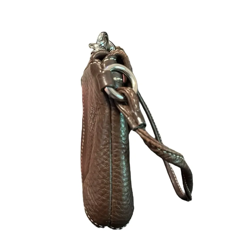 Coach Twistlock Brown Leather Wristlet with pink interior - Image 13