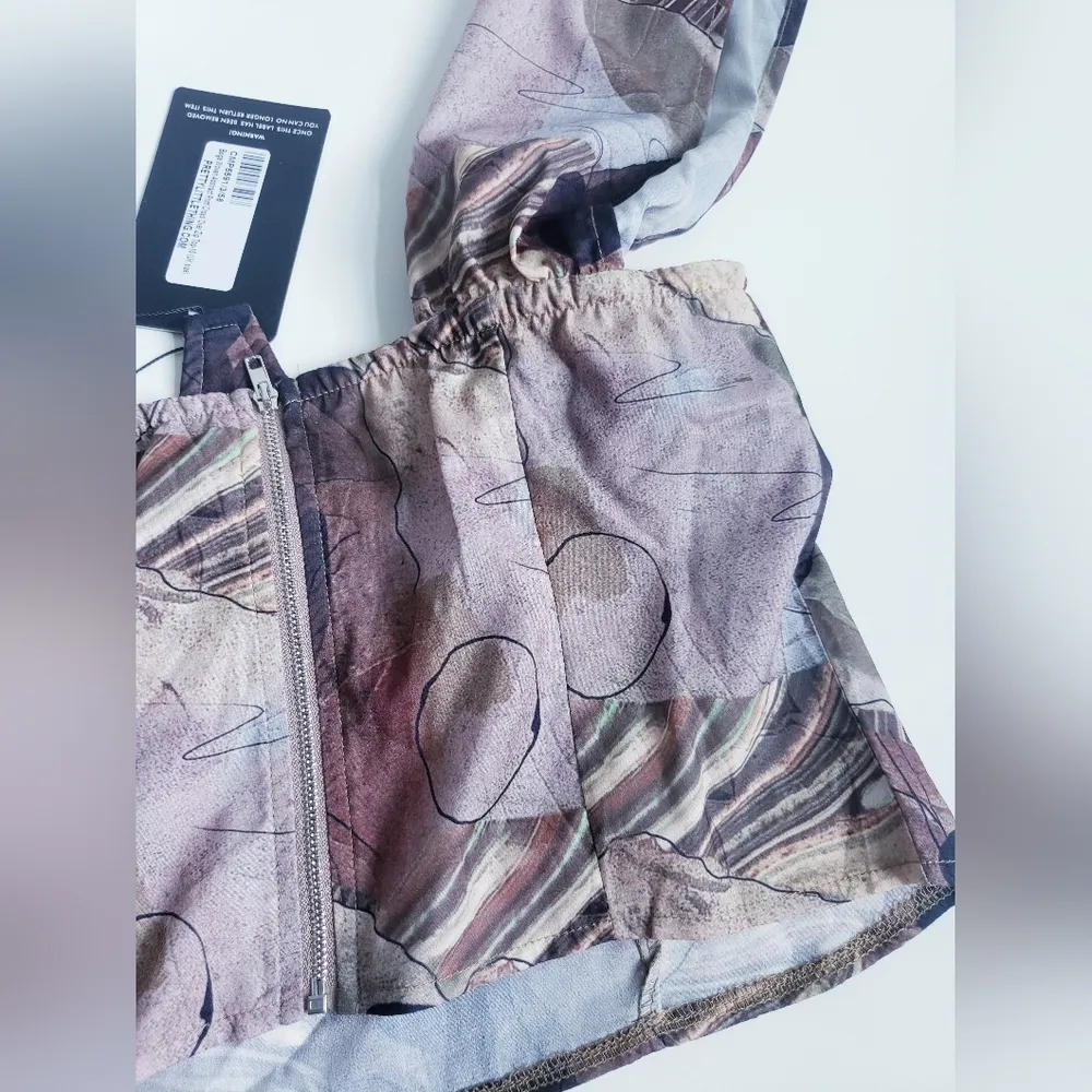 Prettylittle Thing Beige Woven Abstract Print Underbust Halterneck Cross Over - Image 9