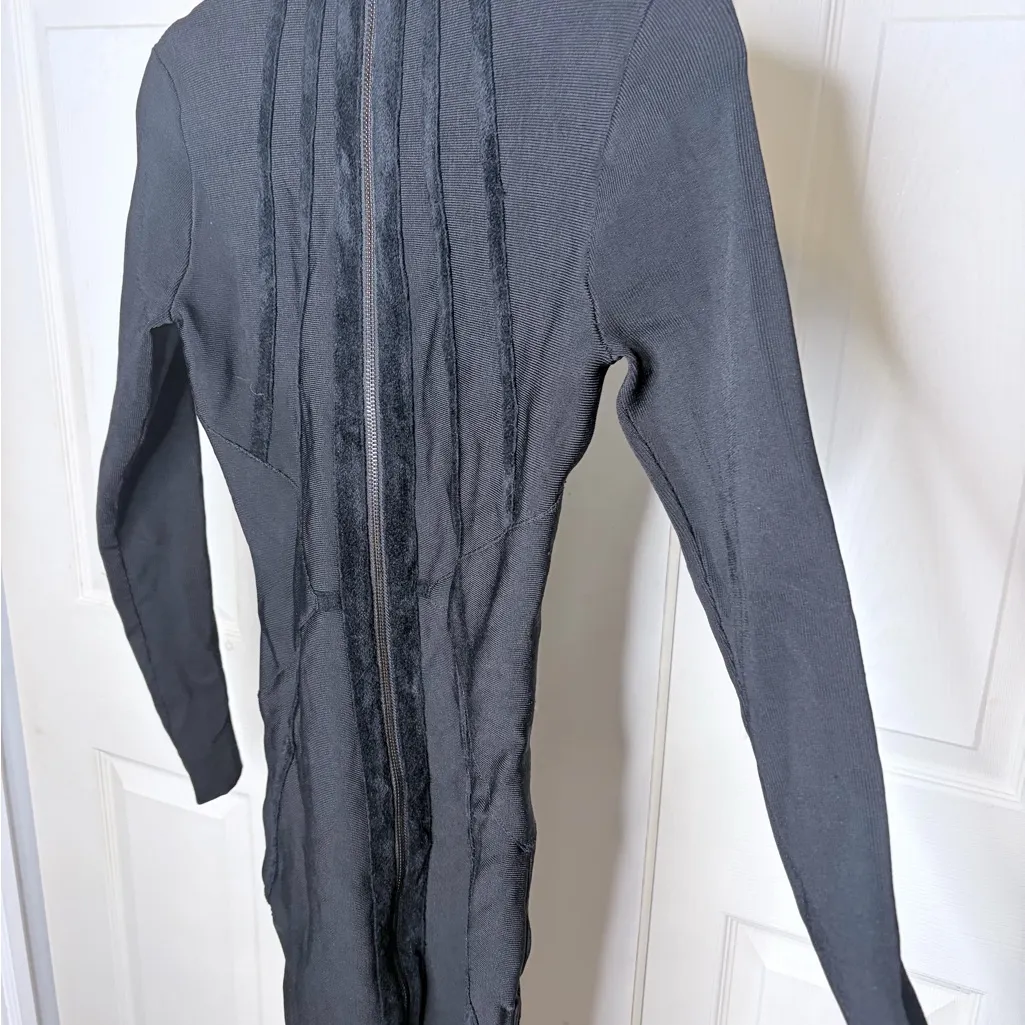 Elegant Black Long Sleeve Dress - Image 7