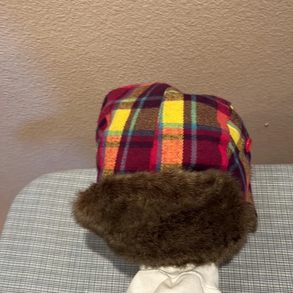 D&Y Plaid Faux Fur Lined Trapper Hat - Image 11