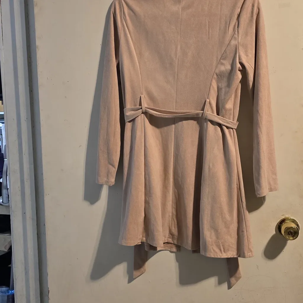 CBR Light Beige Coat with Brass Accents Tan Size L - Image 9