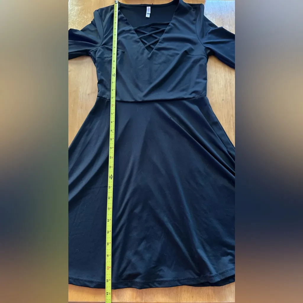 Xhilaration Criss Cross Long Sleeve Skater Mini Dress in Black Size Small - Image 13