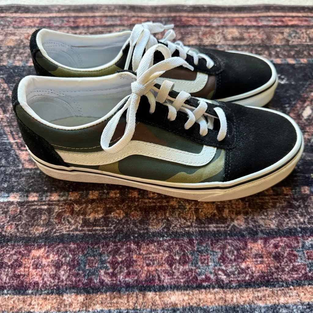 VANS Old Skool Woodland Camo Black Green Low Top Women’s Lace Sneaker - Image 3