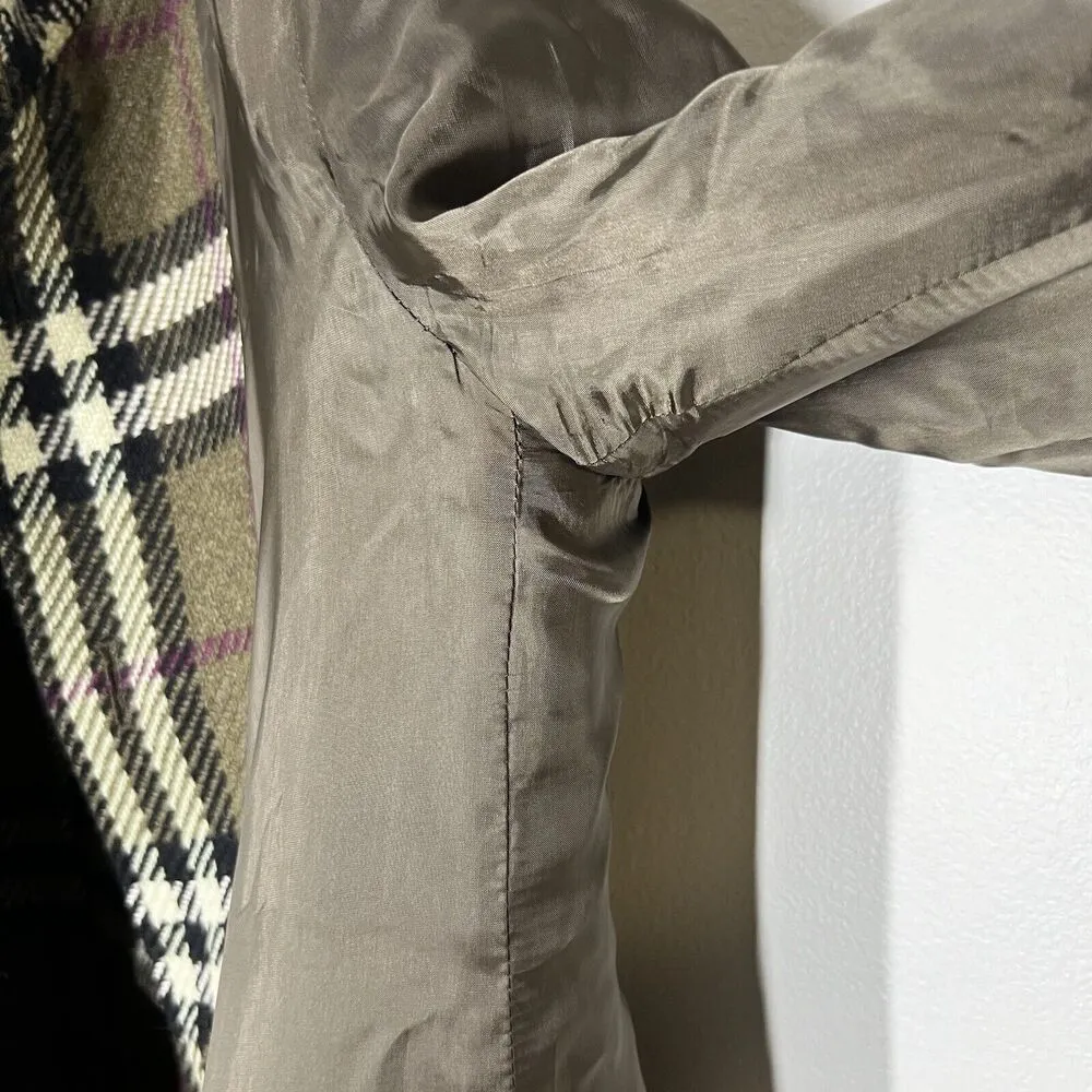 Burberry  Sz 2 Wool Nova Check Button Front Jacket Mid Length Green - Image 9
