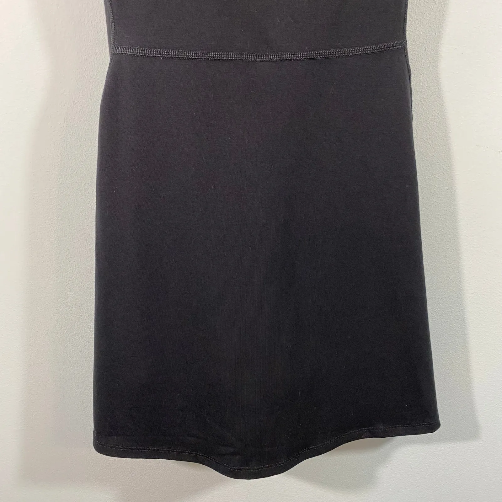 Old Navy Active Women Black Criss Cross Lined Power Chill Athletic Dress Size S - Image 3