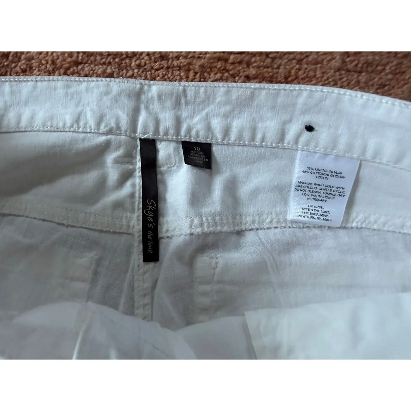 Skyes the Limit White Linen Blend Cropped Pants Size 10 Lace Up Hem - Image 2