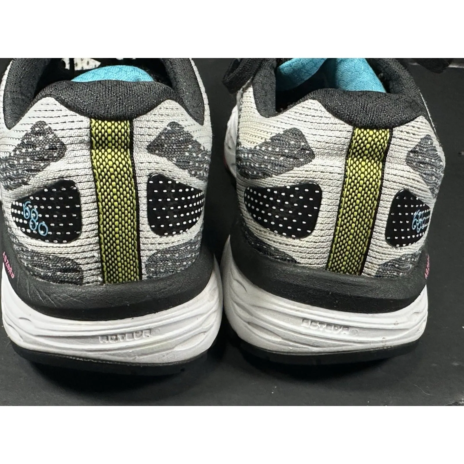 New Balance 680v6 White Grey Running Shoes Sz 8.5 - Image 8