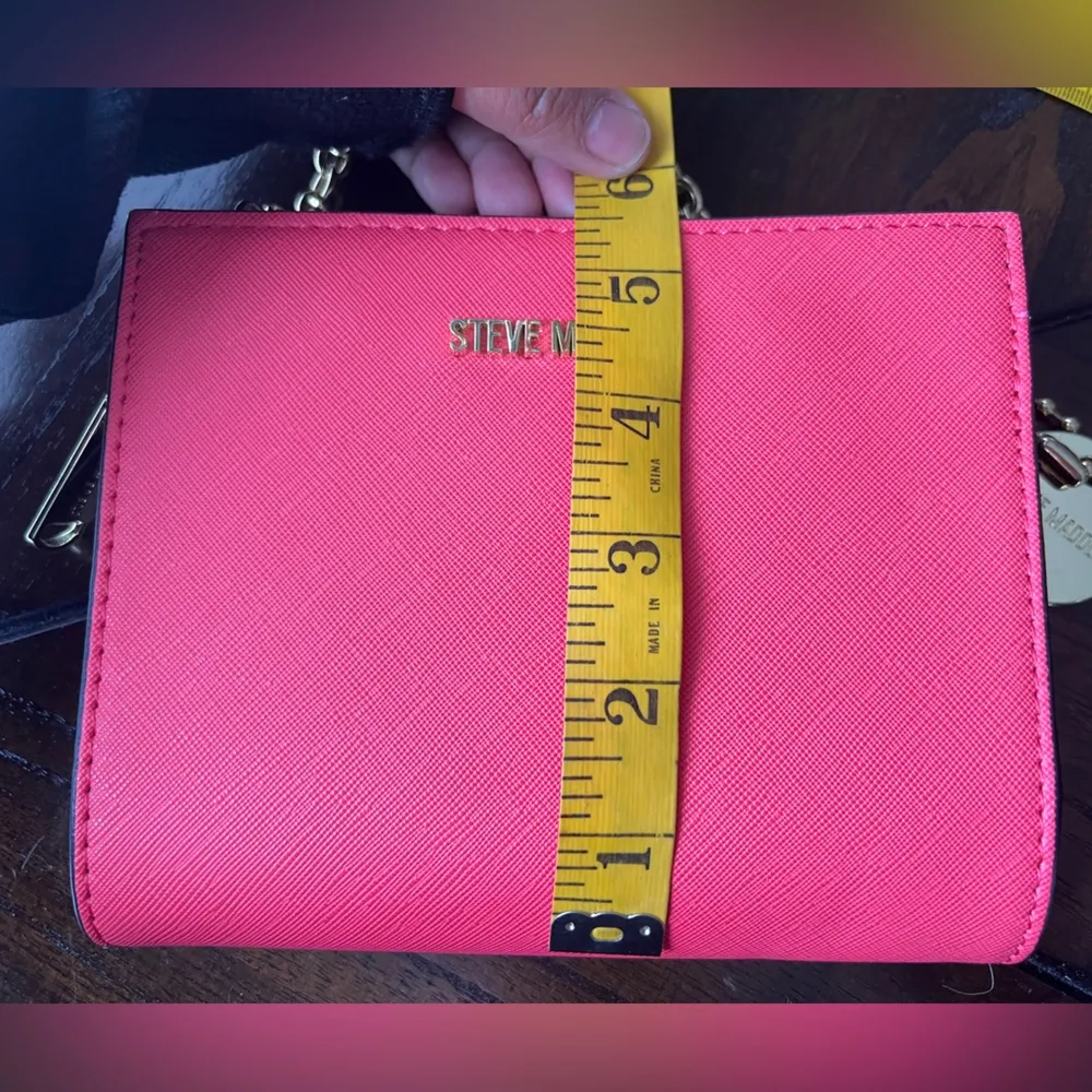 NWOT Steve Madden Coral Chain Crossbody Bag - Image 6