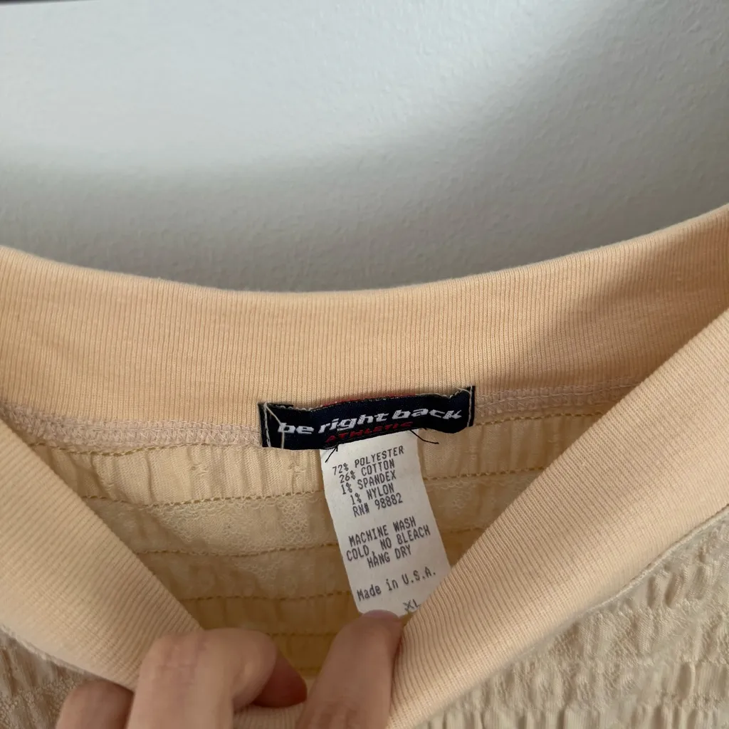 90s Y2K XL Boat Neckline Textured Top Light Peach Cottage Preppy Classy Fitted Orange - Image 2