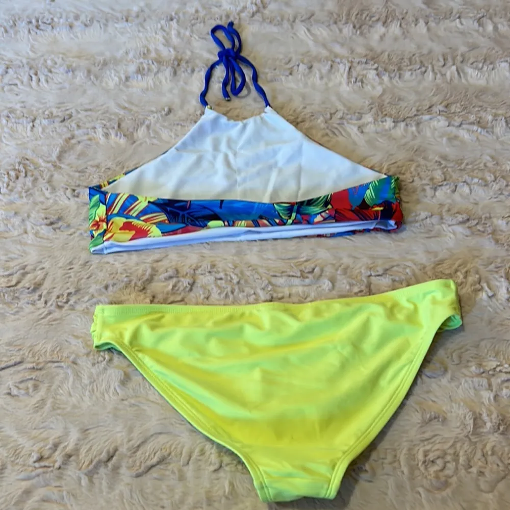 Bikini size M top - Image 3