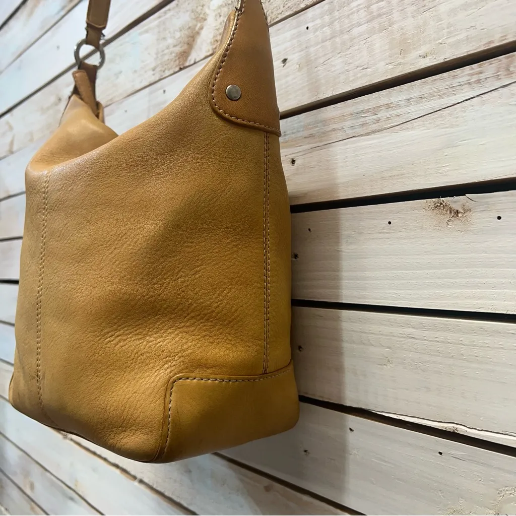 Vintage Fossil Leather Shoulder Bag Mustard Yellow Slouchy Hobo Tote 753C82 9x10 - Image 4