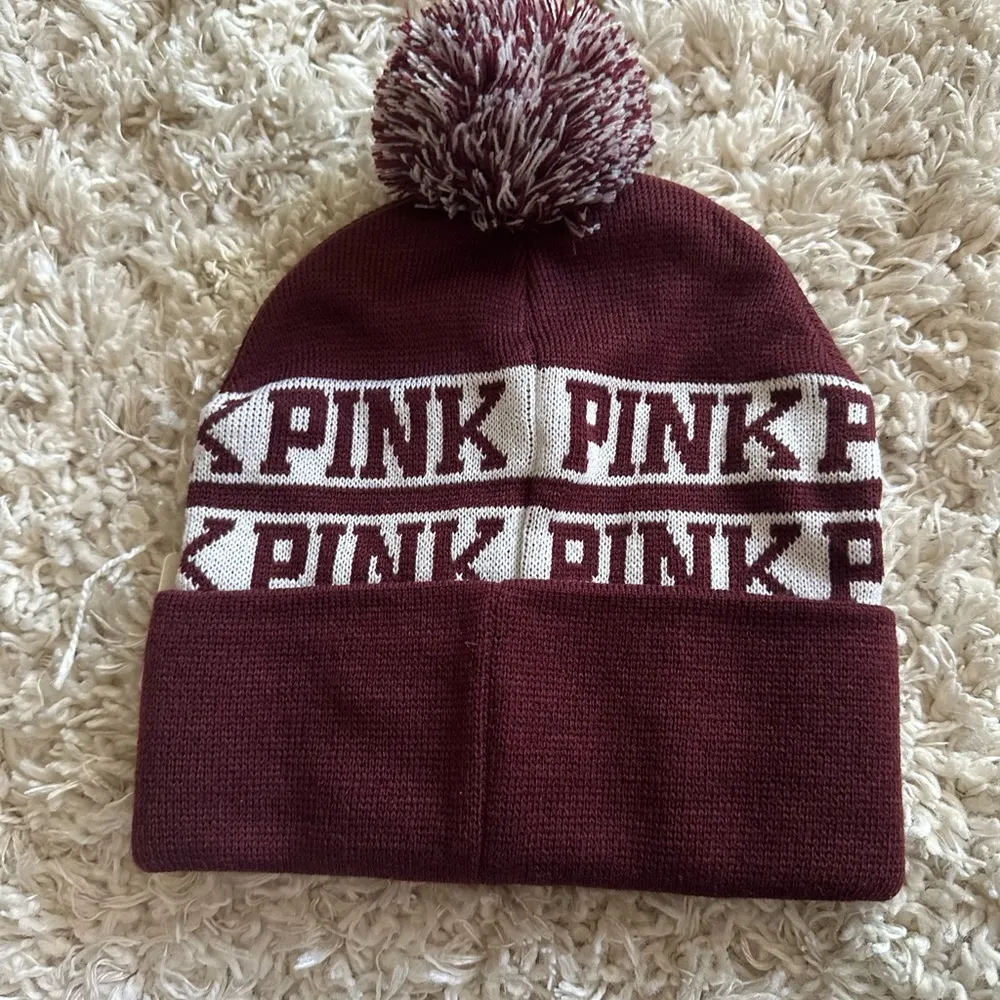 VS PINK Beanie burgundy and white Hat/beanie New with tags - Image 2