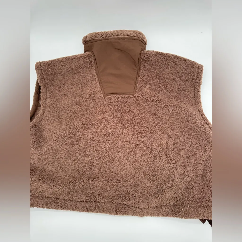 Altar'd State altar'd Mylah Oversized Sherpa Vest Medium NWT - Image 6