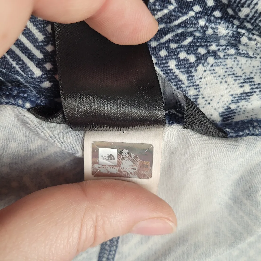 The North Face Womens Capri Crop Leggings Size M Medium Gym Hike Yoga - Image 11