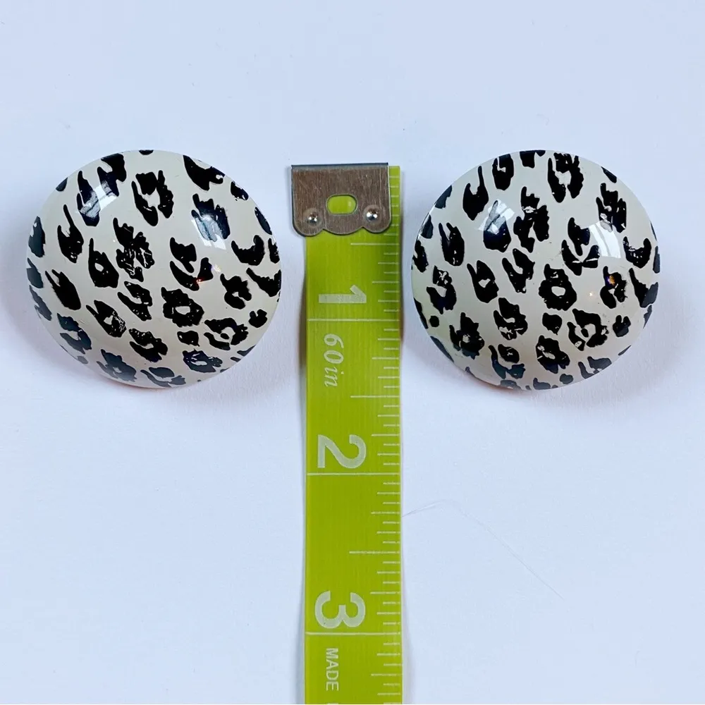 Vintage 1970s Black And White Animal Print Dome Clip On Earrings - Image 6