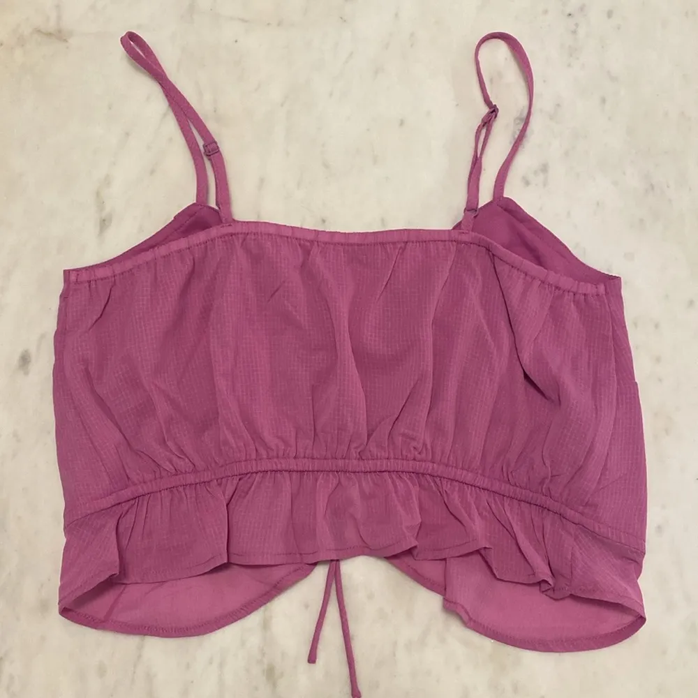 Japna pink open face tie crop top - Image 3
