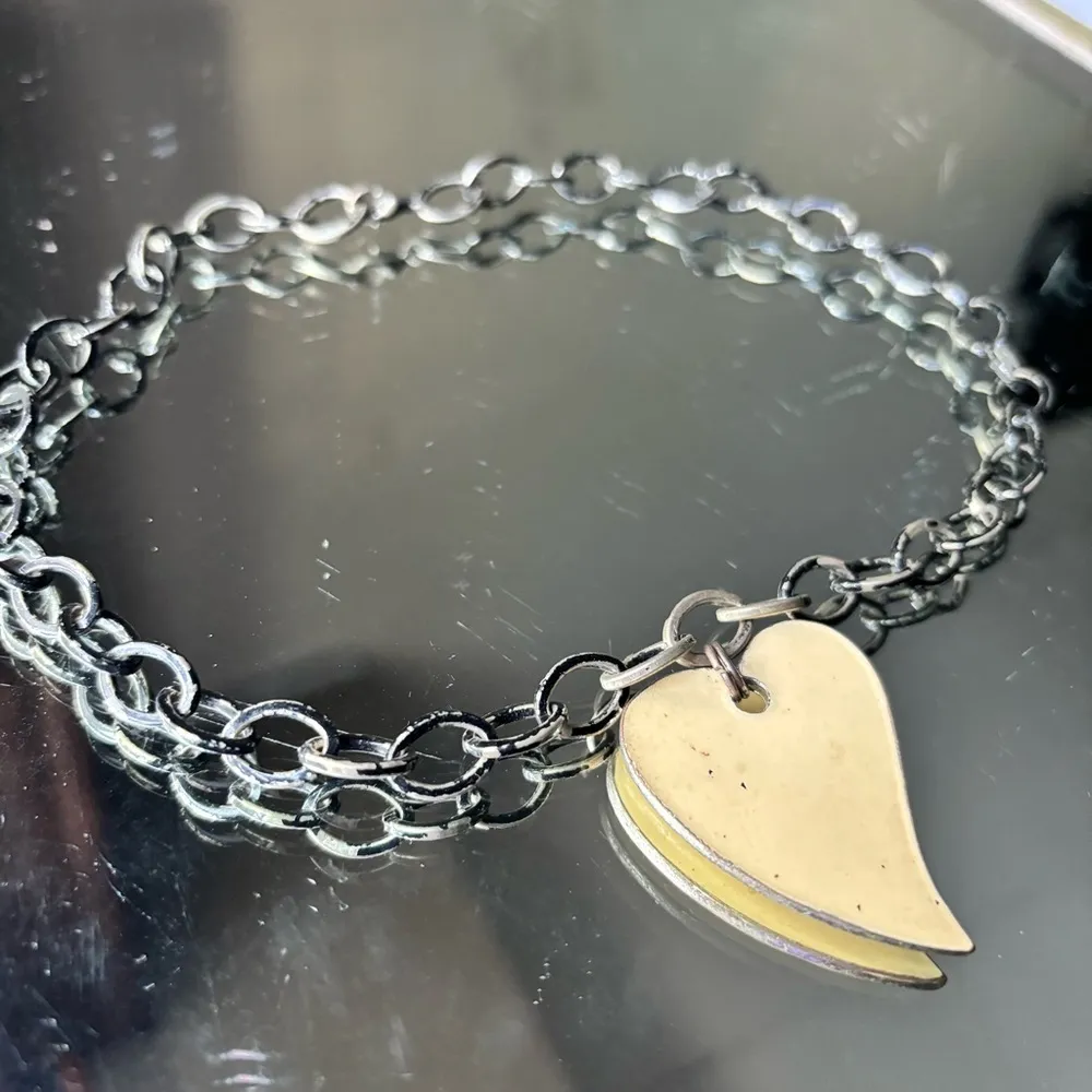 Stylish Gold and Silver Heart Charm Bracelet - Image 8