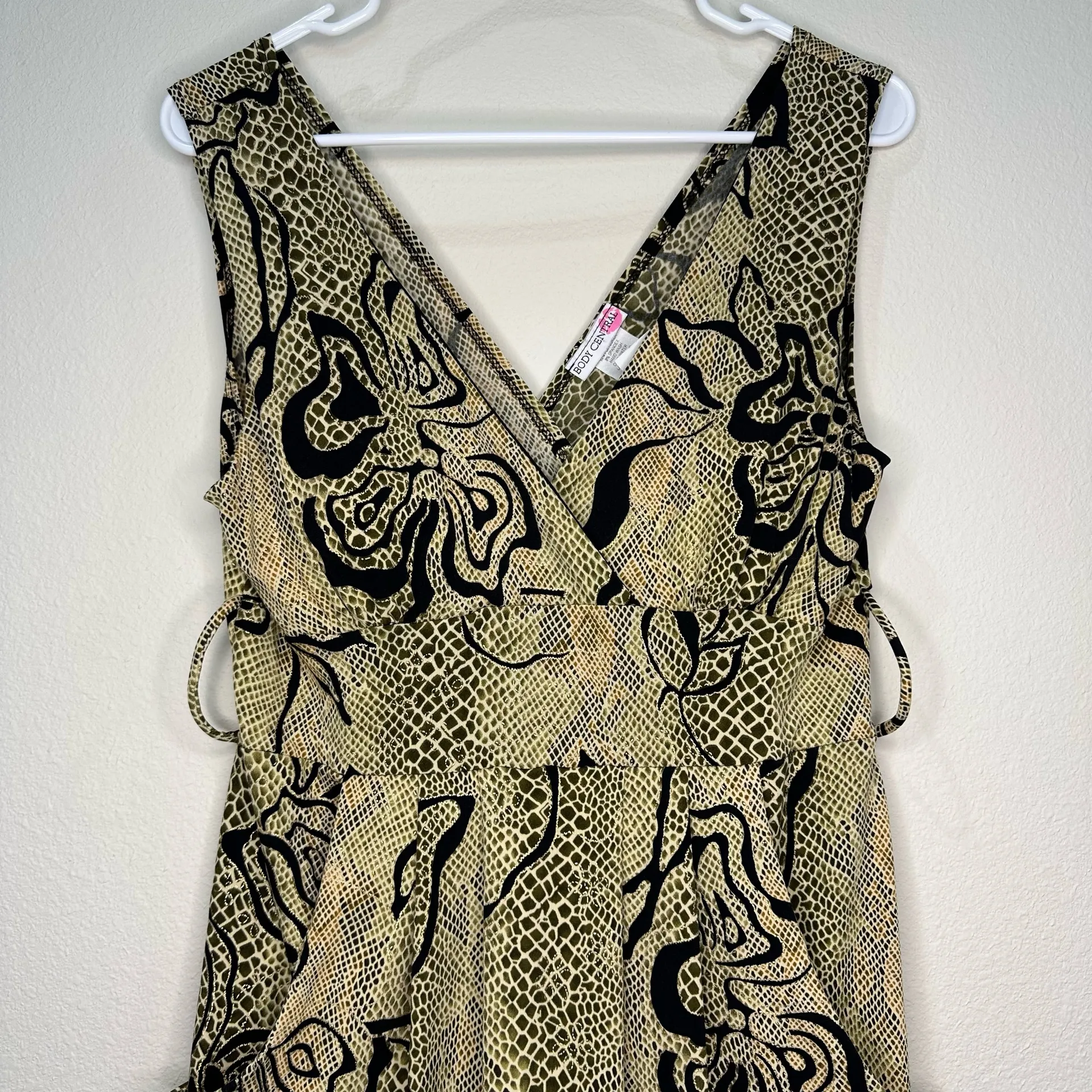Body Central Y2K  Dress - Image 2