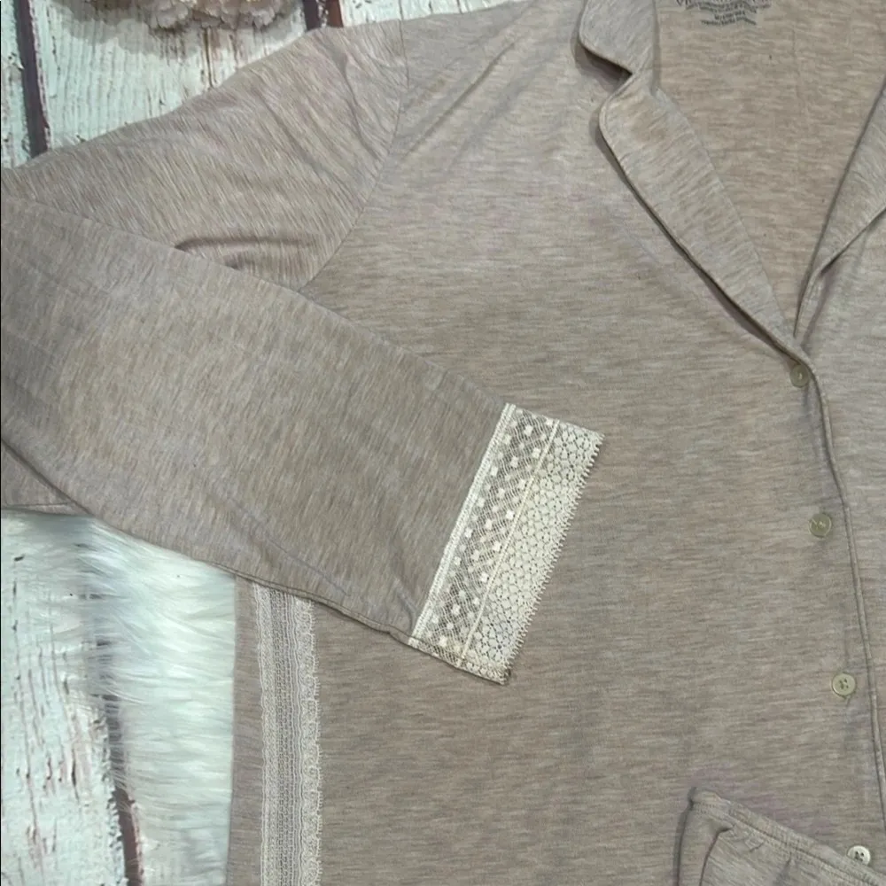 VICTORIA'S SECRET Long Sleeves Modal Short Pajama Set with Lace Trim - Image 2