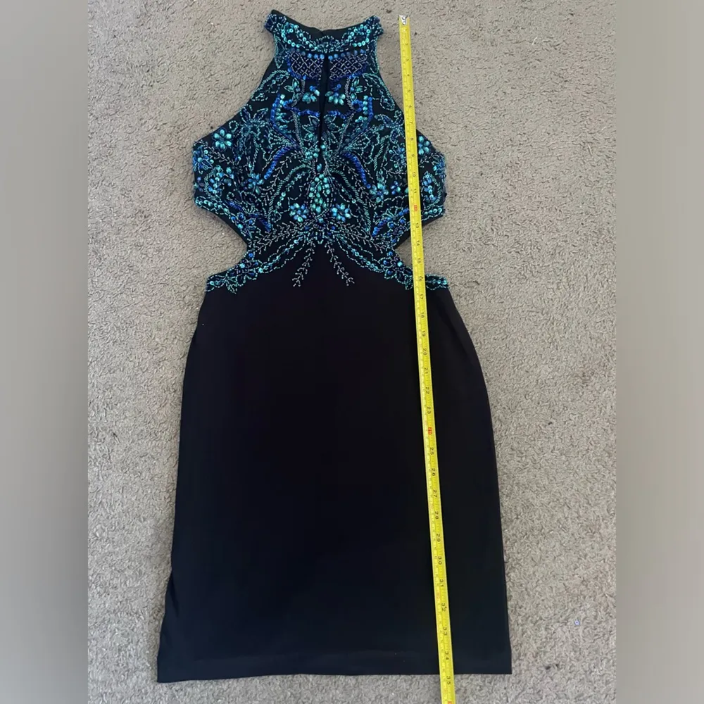 Faviana Crystal Sequin Cut-Out, Open Back, Bodycon Homecoming Dress - Image 15