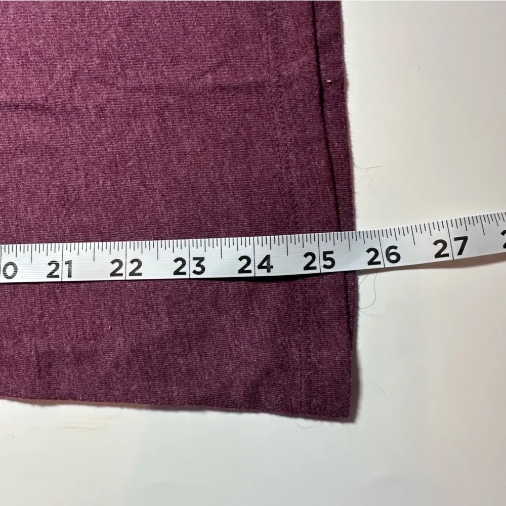 Virginia Tech Maroon Vneck Hokies Short Sleeve Tee Shirt T Shirt Medium - Image 8