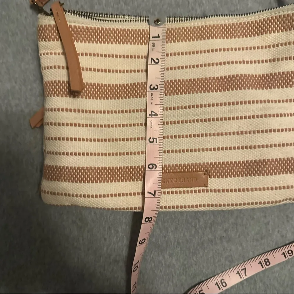 Lucky Brand Natural Striped Purse Long Brown Leather Strap - Image 6