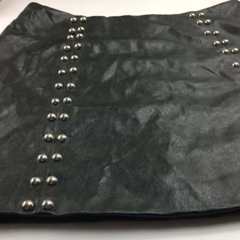 Forever 21   ladies  leather  skirt  M - Image 16