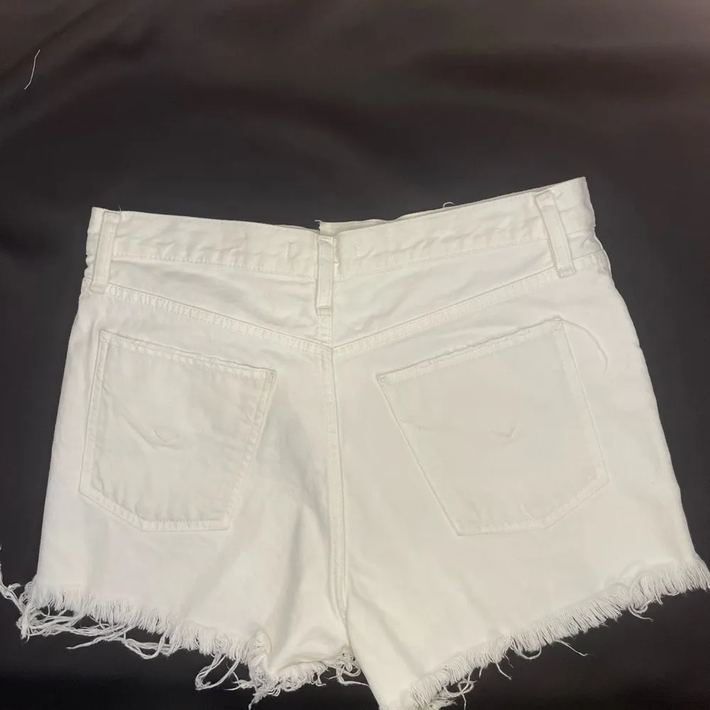 Lori High-Rise White Cutoff Frayed Denim Jean Shorts 28 Button Fly - Image 5