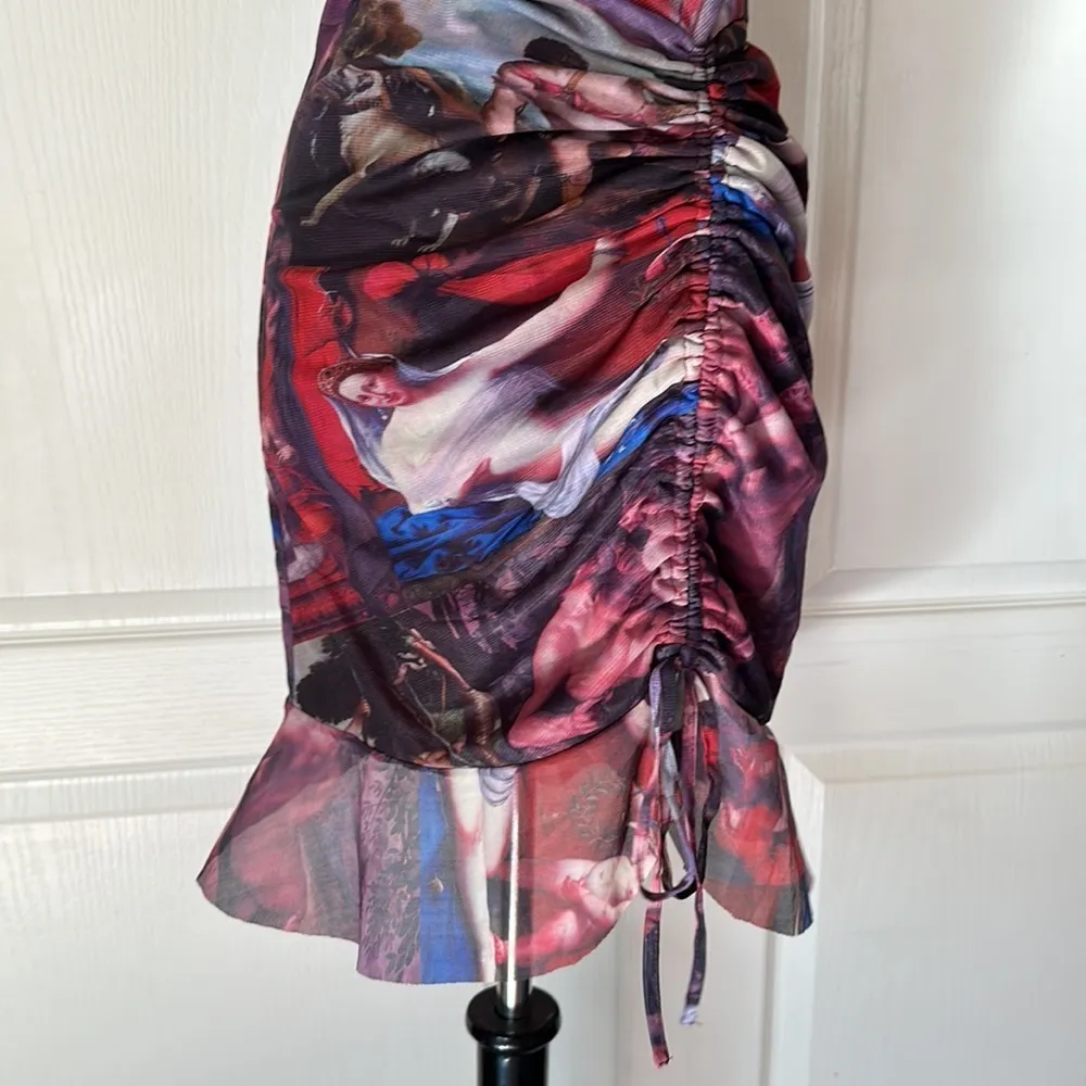 VINTAGE ART ROMAN ROMANTIC PRINT RUCHED DETAIL CAMI DRESS - Image 2