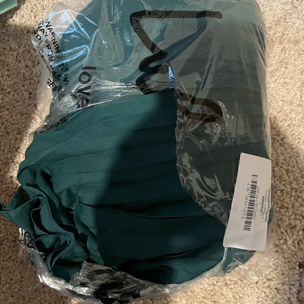 NWT Lulus Tiered Midi Dress - Image 2