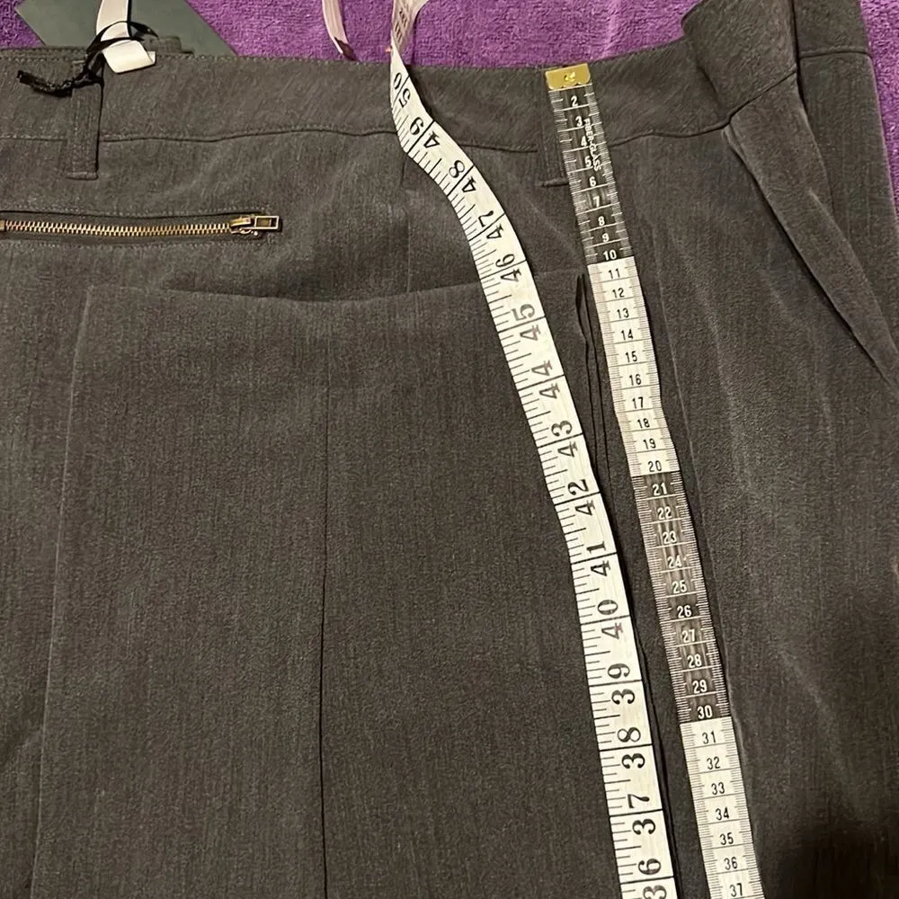 NWT size 22T Avenue grey slacks with zippered front pockets - Image 12