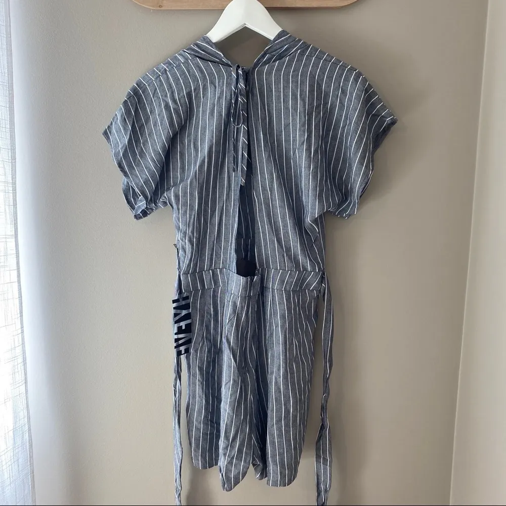 HYFVE Striped Romper Blue Sz Large - Image 10