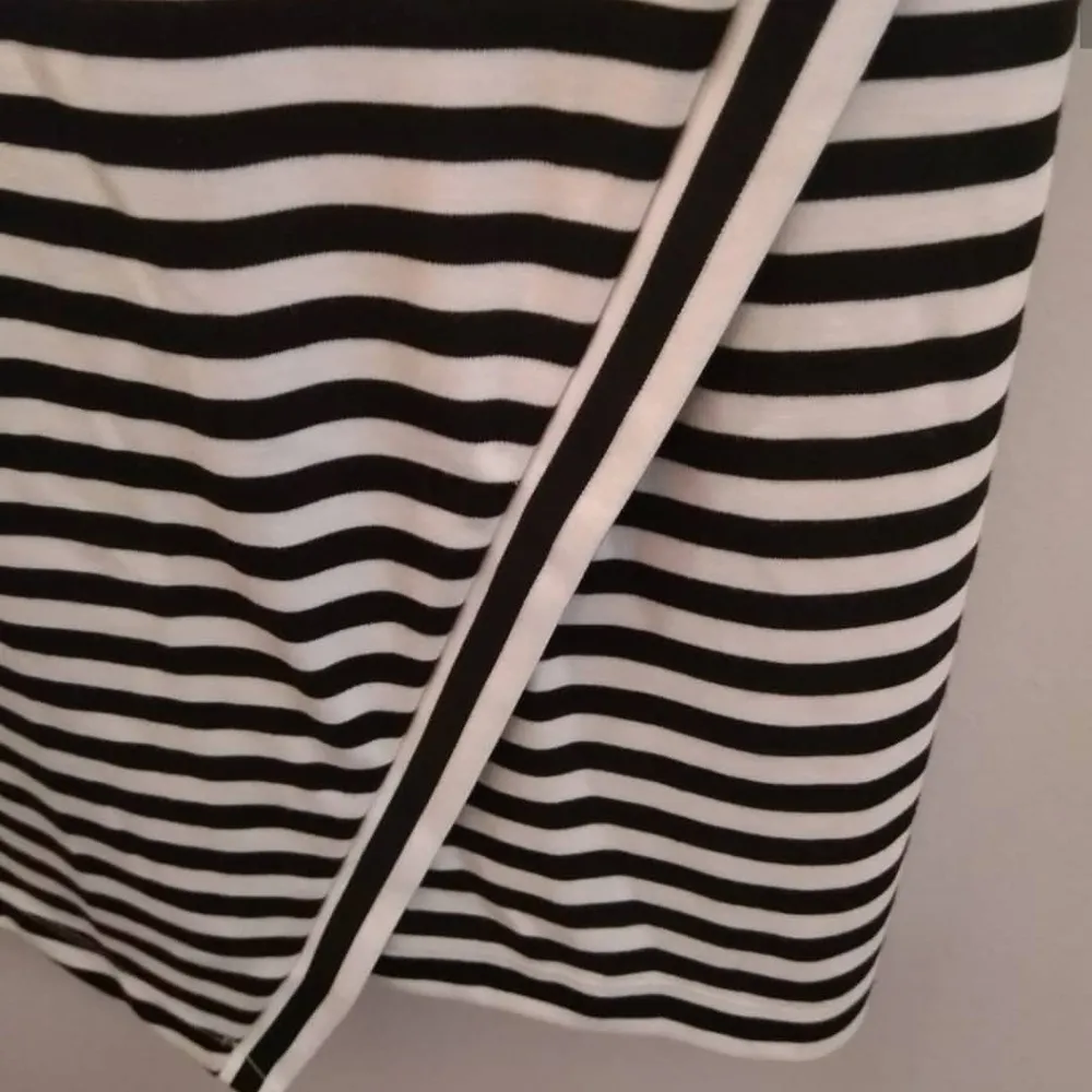 NEW Calvin Klein Black & White Asymmetrical Dress - Image 3