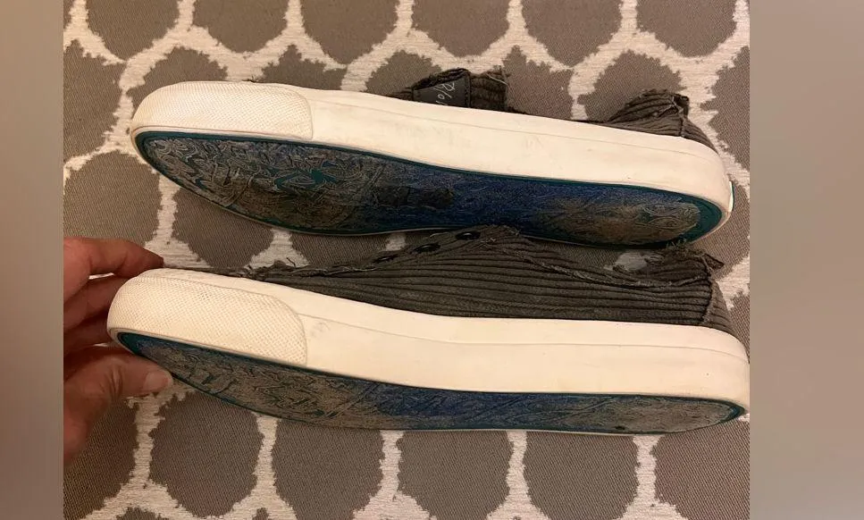 Blowfish Women's Brown Gray Corduroy Slip-On Sneakers retro boho streetwear - Image 7