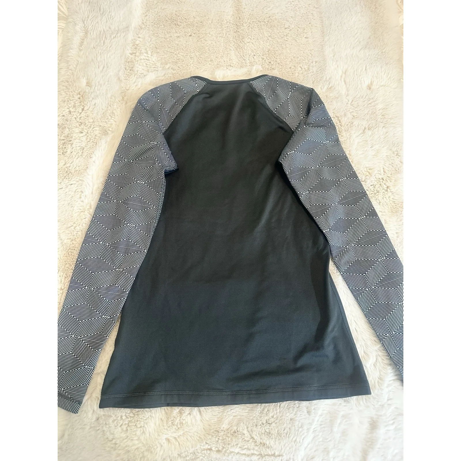 Nike Pro Women's Training Long Sleeve Tee Pullover Thumb Holes Gray‎ M - Image 2