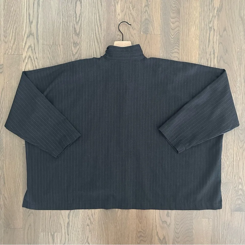 Eskandar Pinstripe Stand Collar Boxy Button Front Wool Cashmere Top Grey 1 / Med White - Image 7