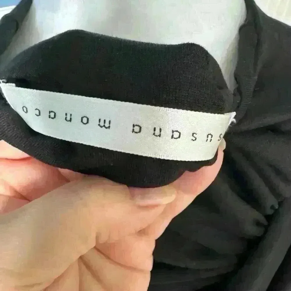 NWT Susana Monaco Ruched Butterfly Ruched Top ~ Black ~ Small ~ VERY FLATTERING! - Image 4