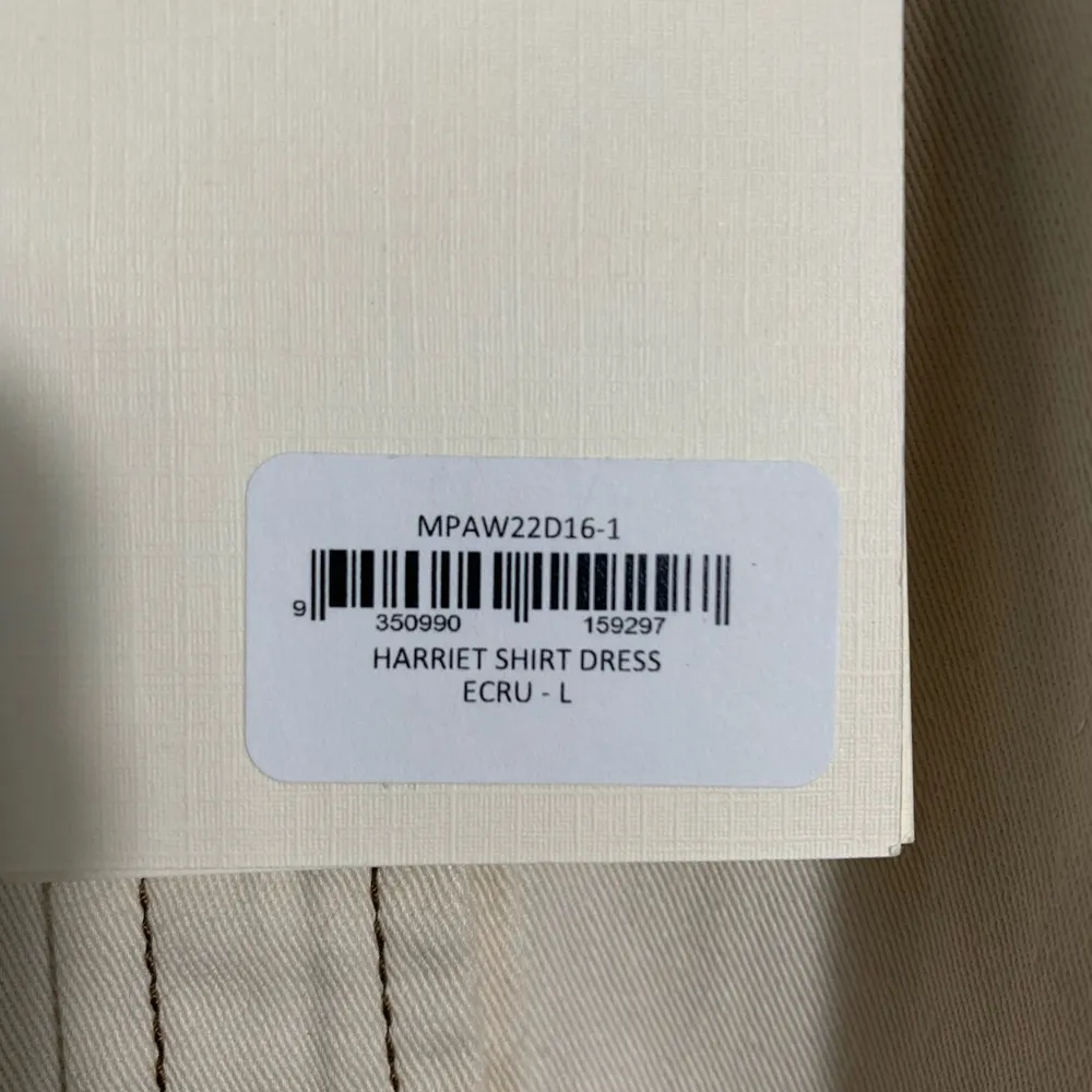 Magli Pascal,  Harriet short dress in ecru. Snap front, two pocket, mini dress L - Image 5